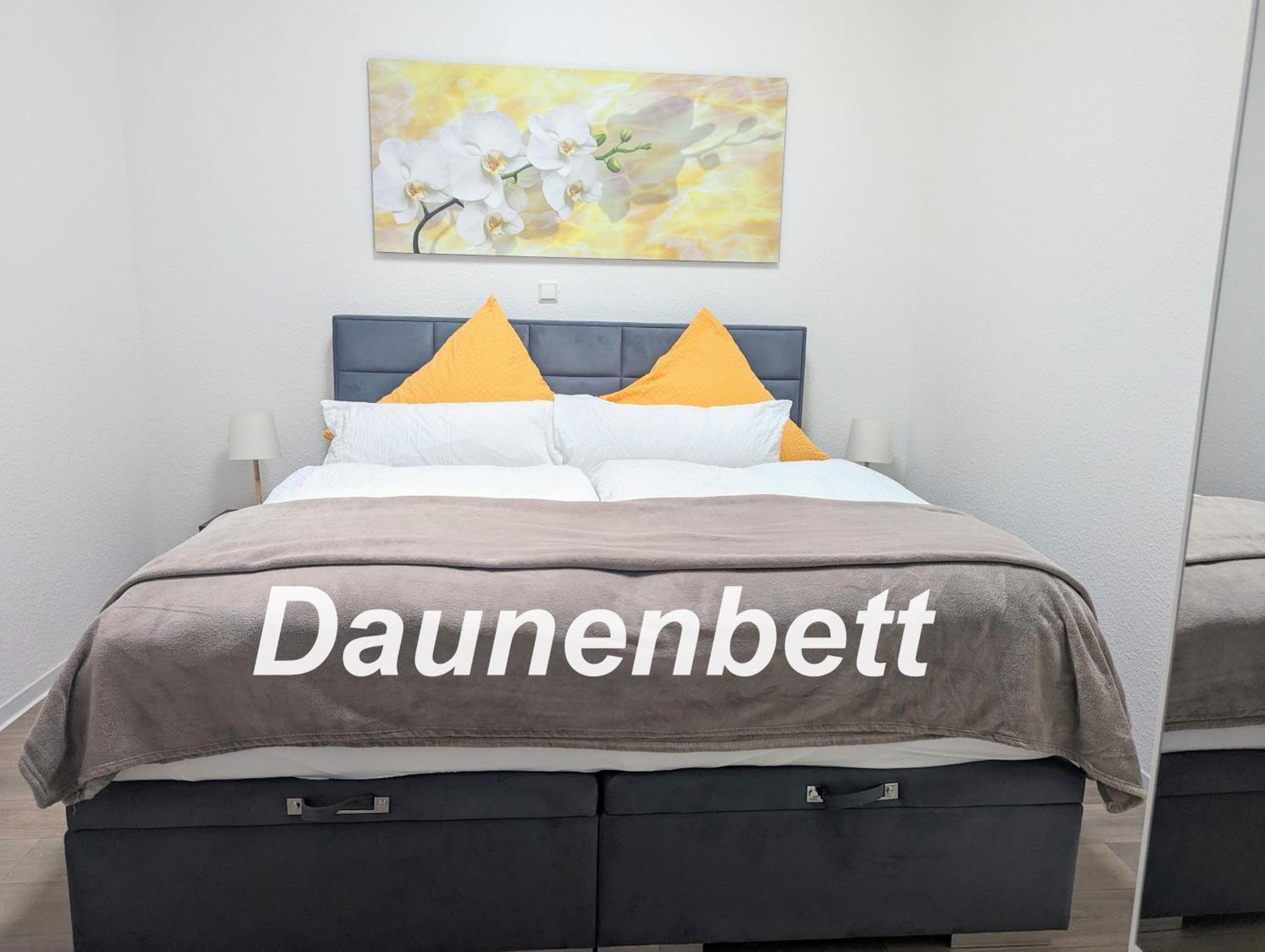 Fewo Urban Gotha - Apartment Orangerie - Am Schlosspark- Parken An Der Der Tuer- Barrierefrei, 900 Meter Zum Bahnhof - Wallbox Kültér fotó