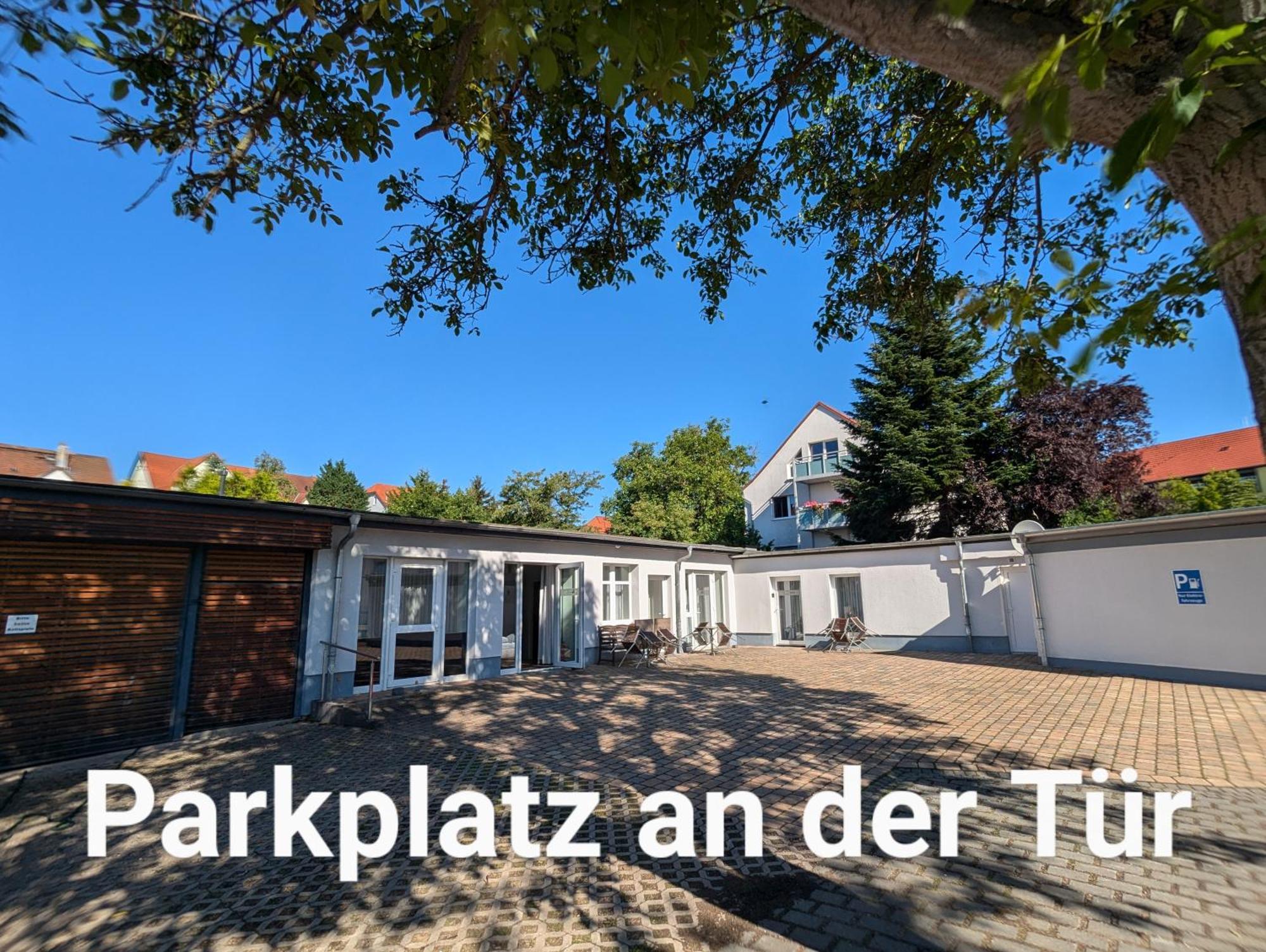 Fewo Urban Gotha - Apartment Orangerie - Am Schlosspark- Parken An Der Der Tuer- Barrierefrei, 900 Meter Zum Bahnhof - Wallbox Kültér fotó